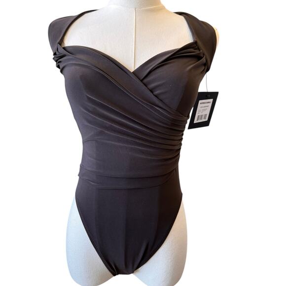 New Norma Kamali Women's Chocolate Stunning Cayla Bodysuit Size Small /36 - Picture 5 of 10